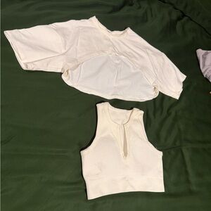 BNWOT Bo+Tee crop cut out top set